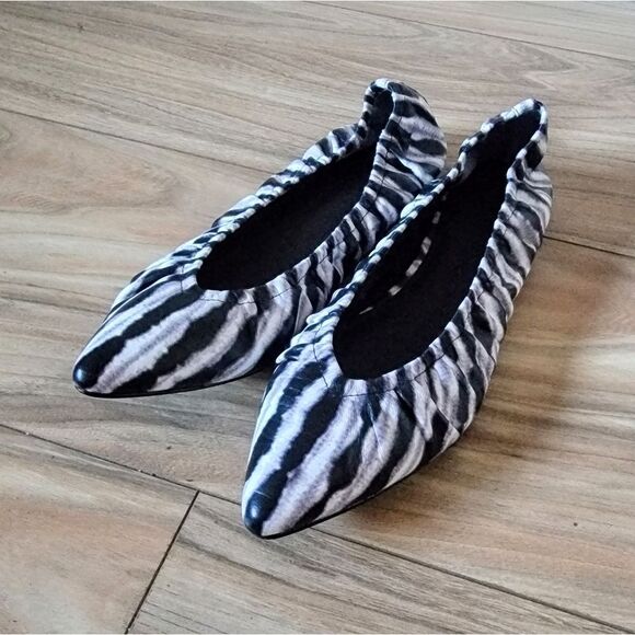 🆕️ Sigerson Morrison Lahela Ruched Pointed Toe Flats in Tie Dye Sz 36 - Picture 5 of 12